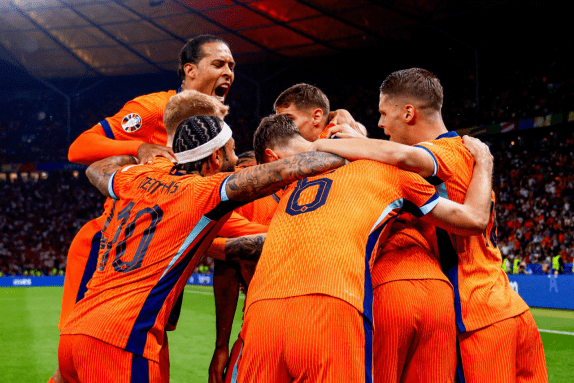 亮点回顾,夏普强力扣,篮荣登五佳,彩民之家,彩票分析,中彩网,双色球,大乐透,福彩,福利彩票,体育彩票,体彩,福彩3D,排列三,快乐8,彩票,数字彩,开奖查询,彩票走势图,专家预测,双色球分析,彩票开奖,即时开奖,彩票图表,数据图表,双色球图表,彩票专家