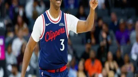 湖人失利因失误，鲍仁君呼吁速定浓眉末节领袖地位助常规赛夺冠